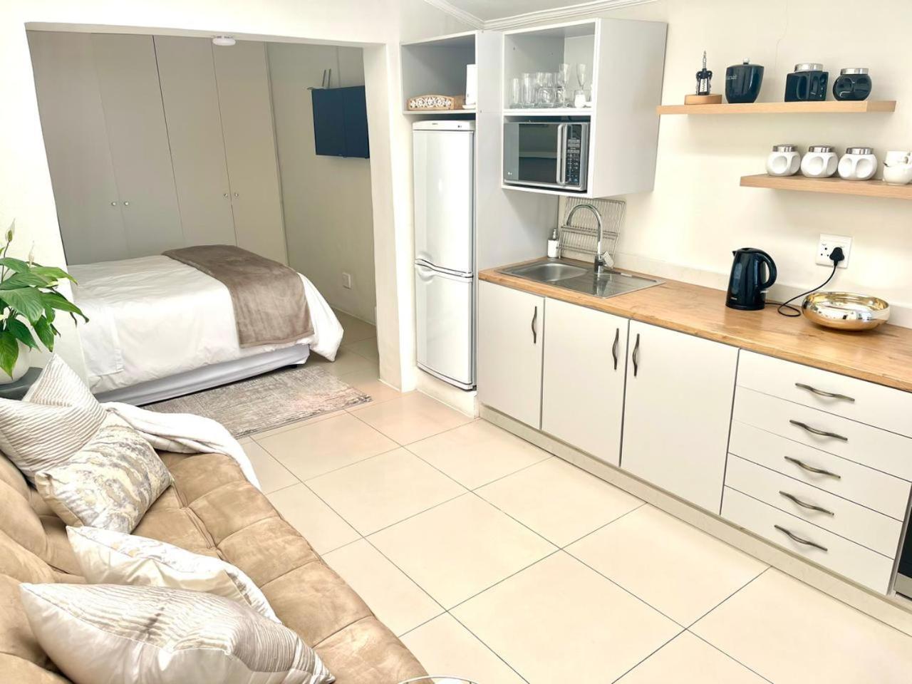 White Waves Beach House Bloubergstrand Kültér fotó