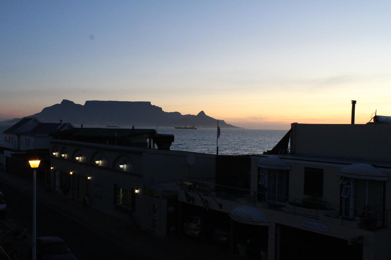 White Waves Beach House Bloubergstrand Kültér fotó