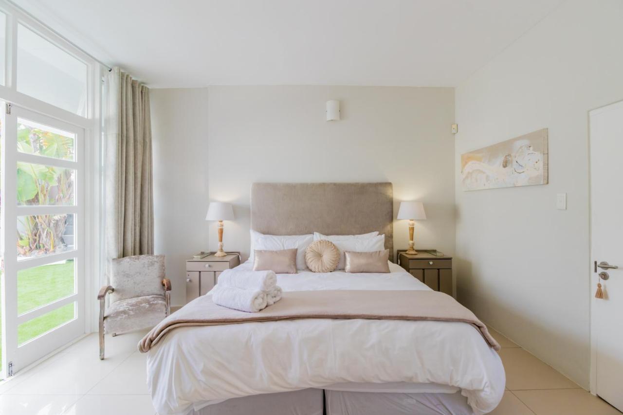 White Waves Beach House Bloubergstrand Kültér fotó