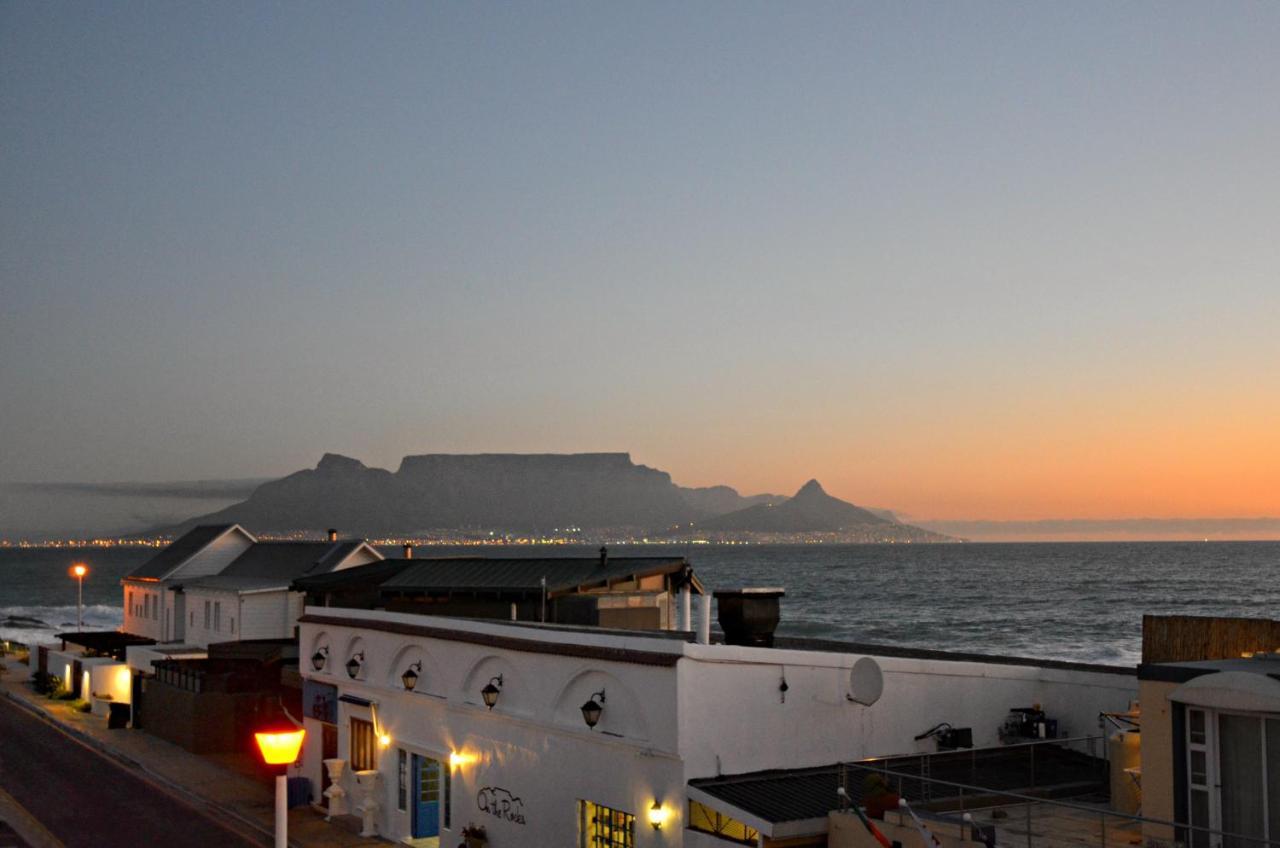 White Waves Beach House Bloubergstrand Kültér fotó