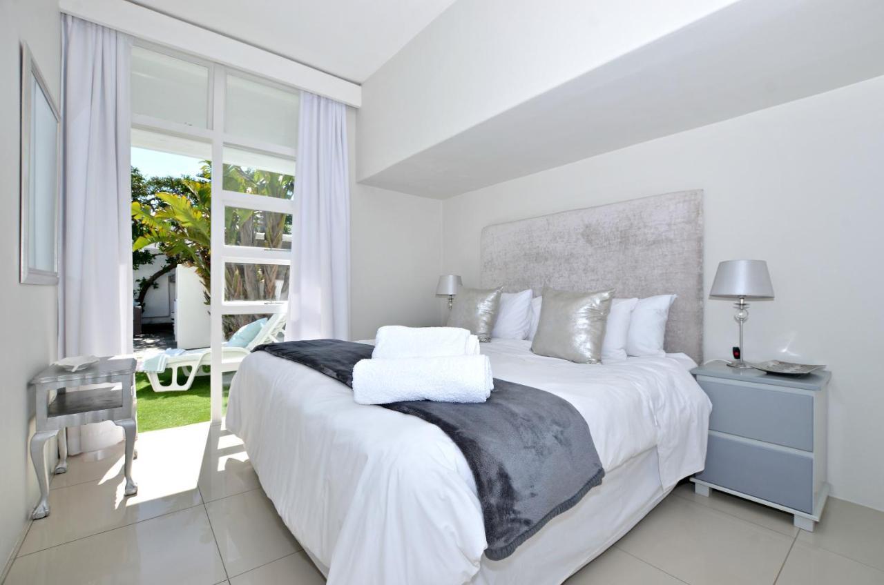 White Waves Beach House Bloubergstrand Kültér fotó