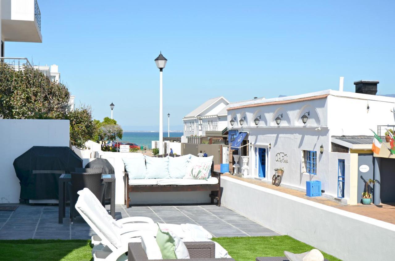 White Waves Beach House Bloubergstrand Kültér fotó